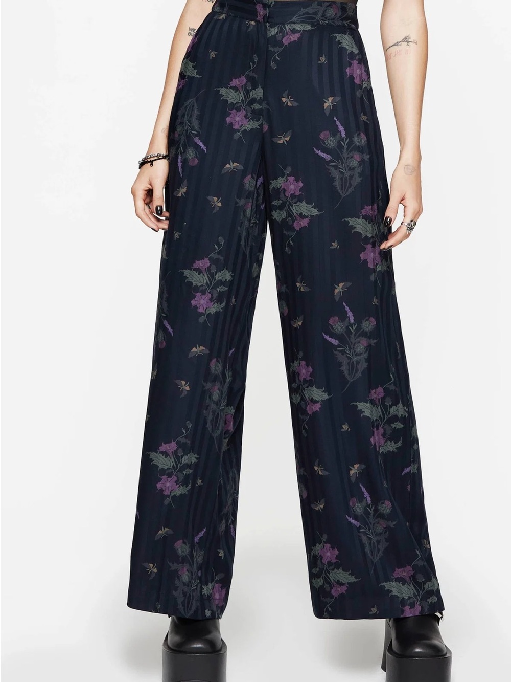 Disturbia NWT Women’s Cassandra Satin Stripe Thistle Print Trouser Size US 4